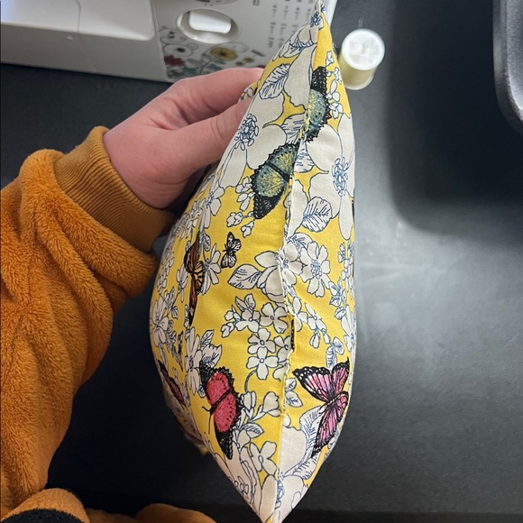Handmade Purse Pillow - Yellow Butterfly ๐ฆ - Picture 2 of 4